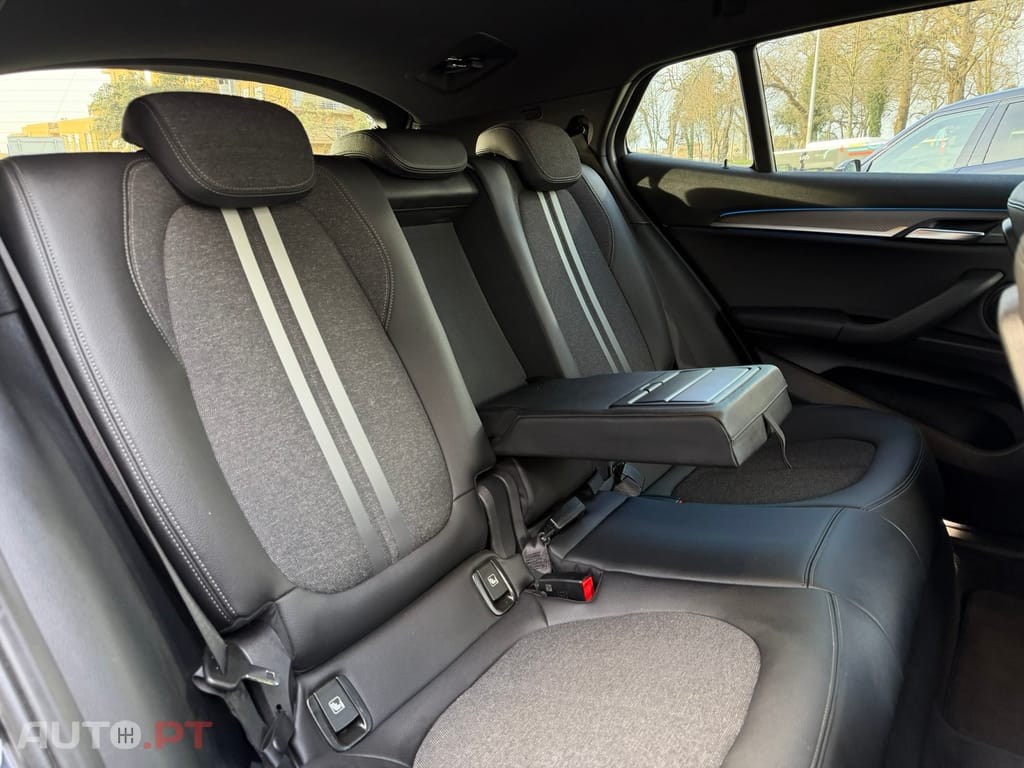 BMW X2 25 e xDrive Pack M