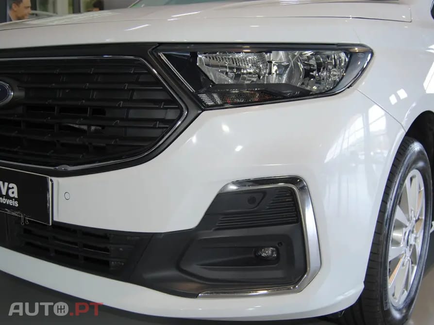 Ford Tourneo 2.0 TDCi Titanium 5 lugares