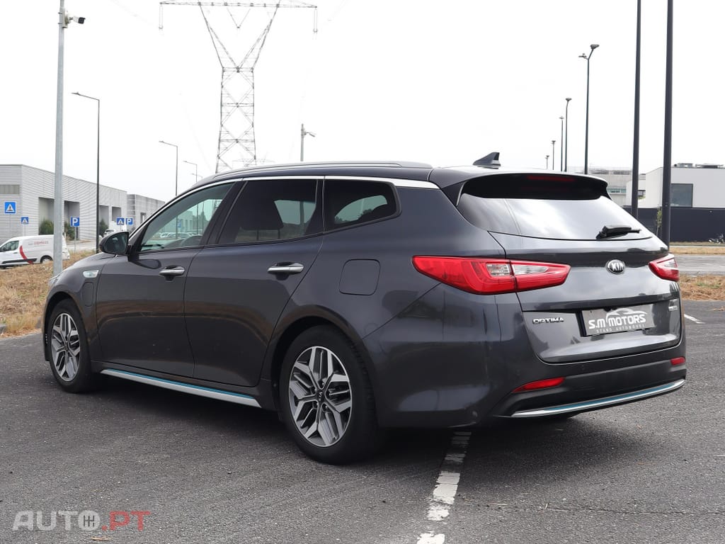 Kia Optima 2.0 CVVT PHEV