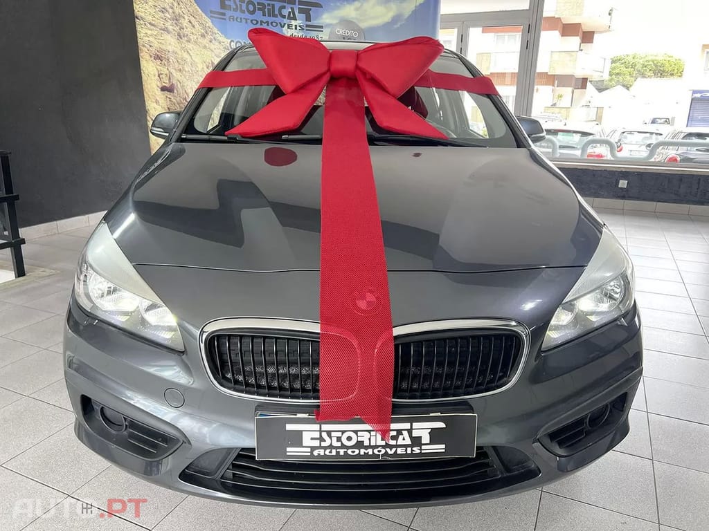 BMW 214 d Advantage