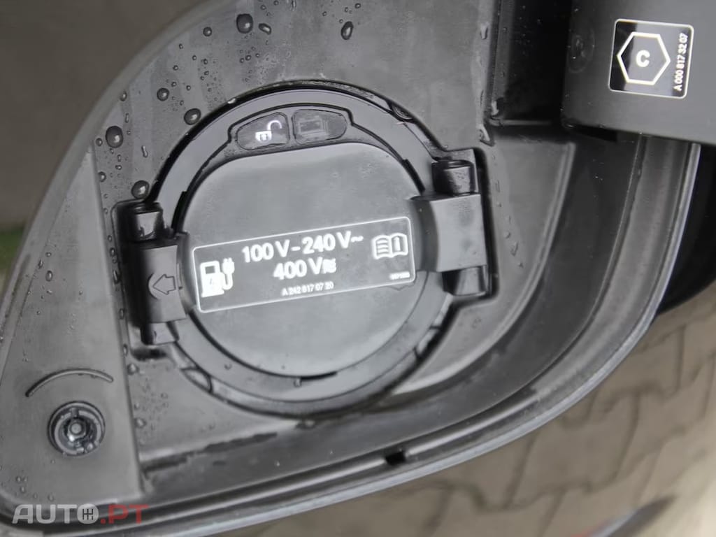 Mercedes-Benz GLC 300 de Coupe 4Matic 9G-TRONIC AMG Line