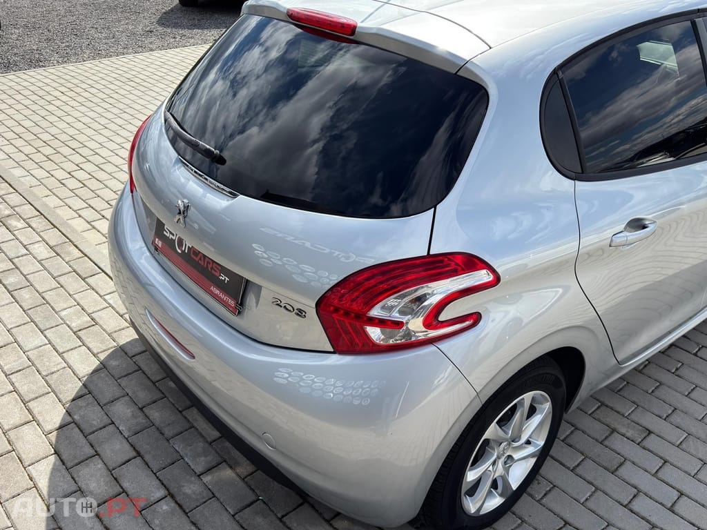 Peugeot 208 1.4 HDi Active