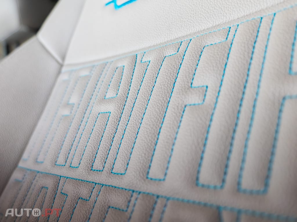 Fiat 600 1.2 Hybrid La Prima