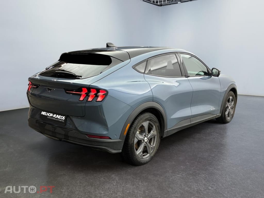 Ford Mustang Mach-E Standard Range