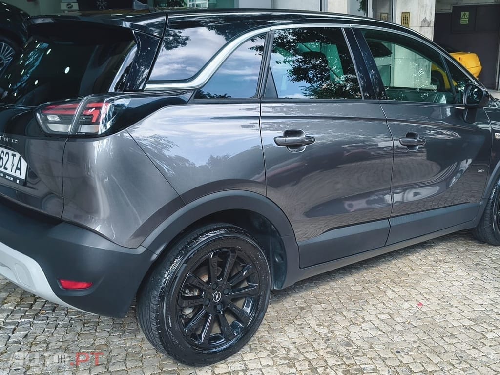 Opel Crossland 1.2 T Design & Tech
