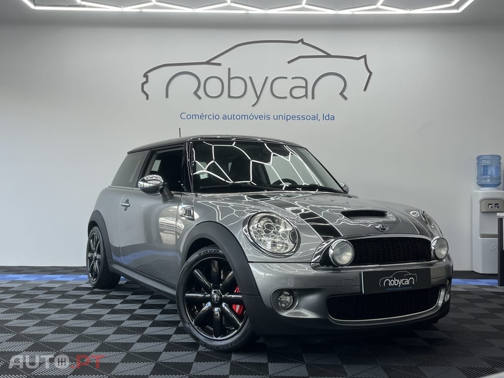 MINI Cooper Cooper S