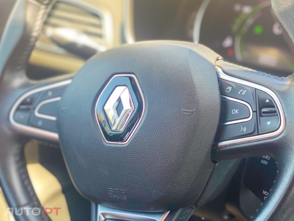 Renault Mégane Sport Tourer 1.5 Blue dCi Intens EDC