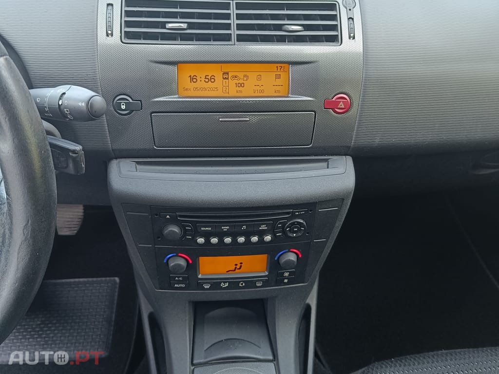 Citroen C4 1.4 16V SX RFM