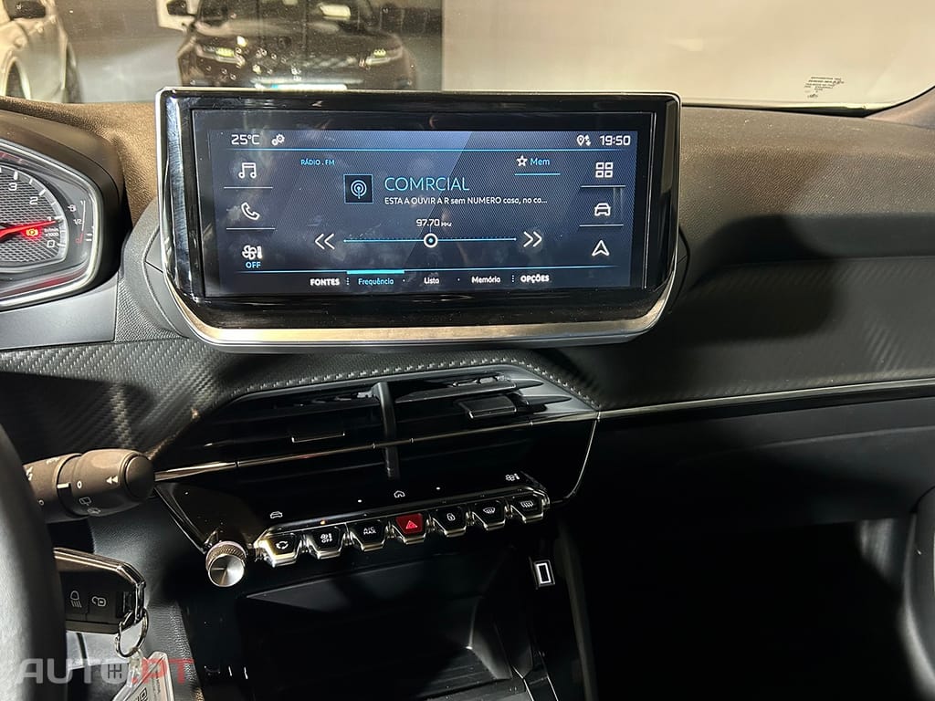 Peugeot 2008 1.2 PureTech Active Pack