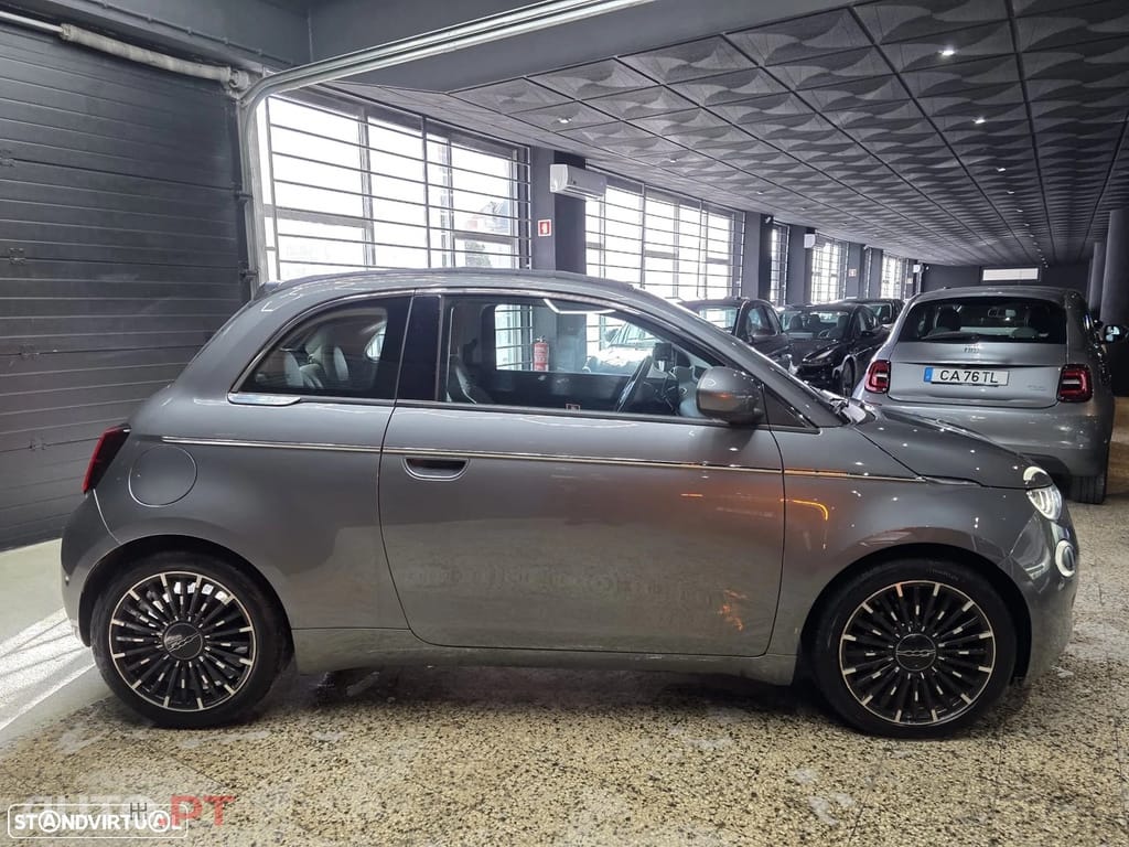 Fiat 500e La Prima