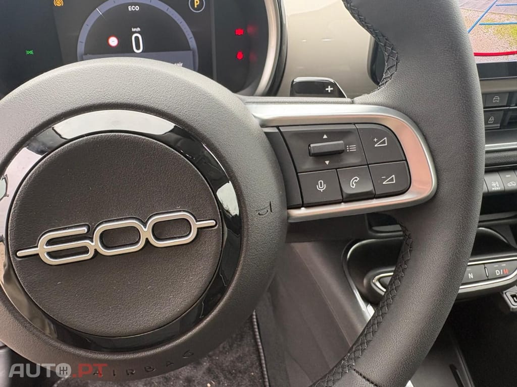 Fiat 600 1.2 Hybrid Icon