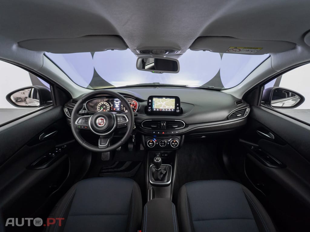 Fiat Tipo 1.3 M-Jet Easy