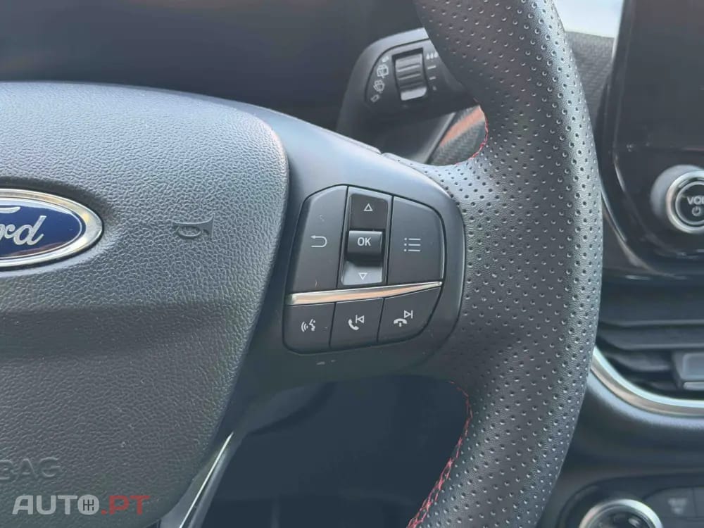 Ford Puma 1.0 EcoBoost MHEV ST-Line