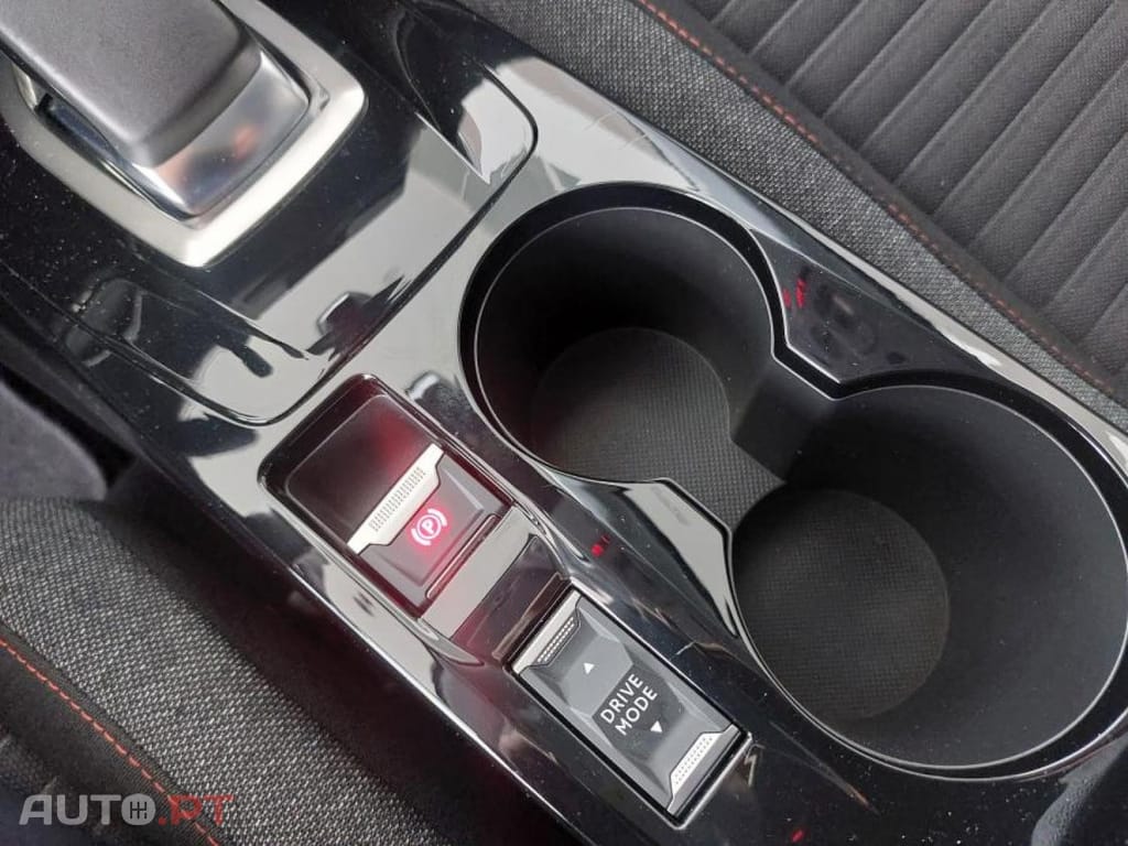 Peugeot E-208 50 kWh Active