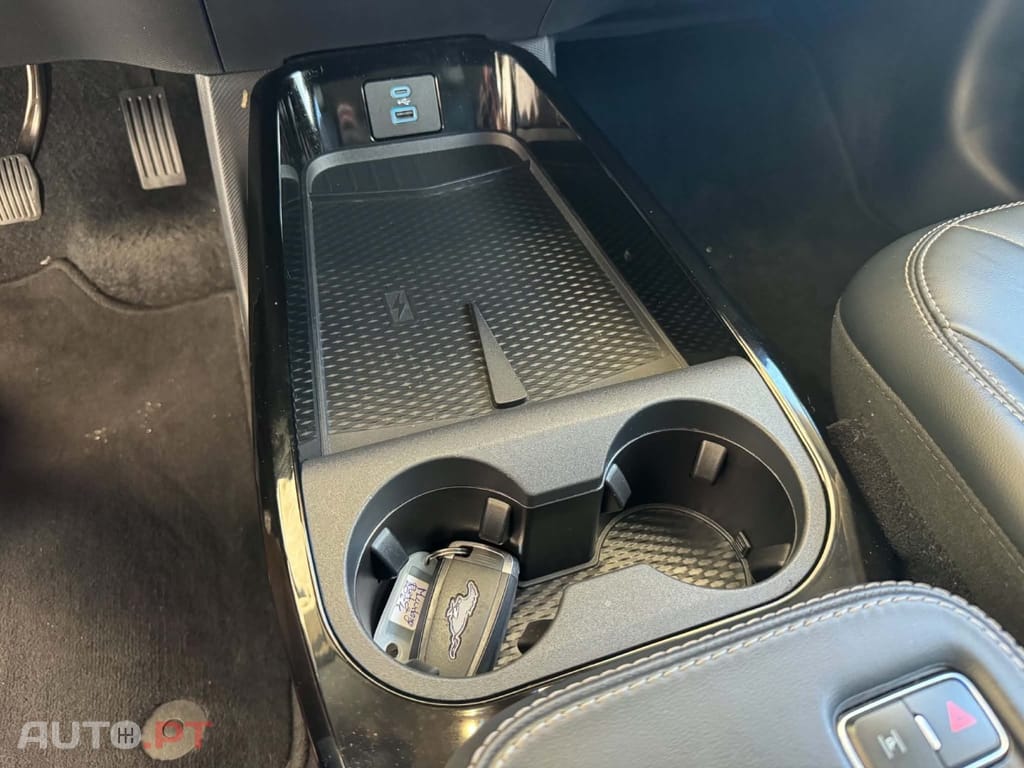 Ford Mustang Mach-E 75.7 kWh Premium AWD
