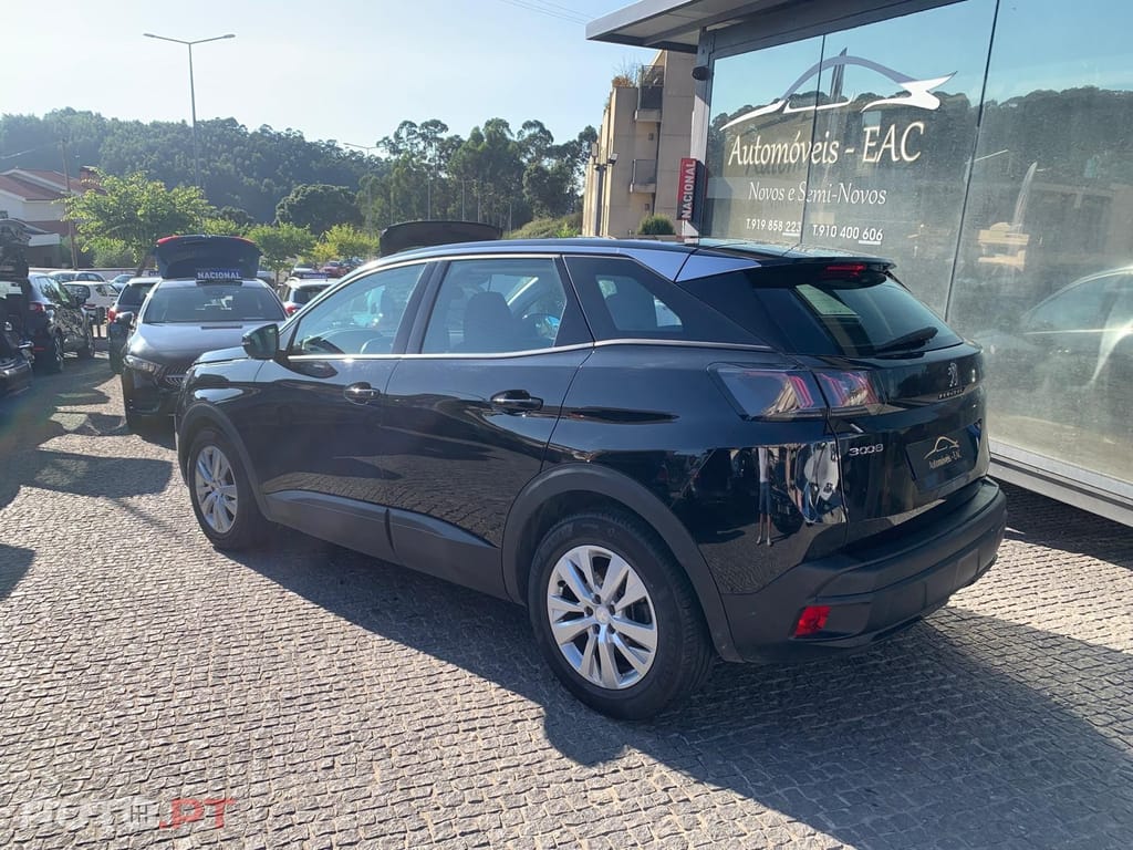 Peugeot 3008 1.5 BlueHDi Active
