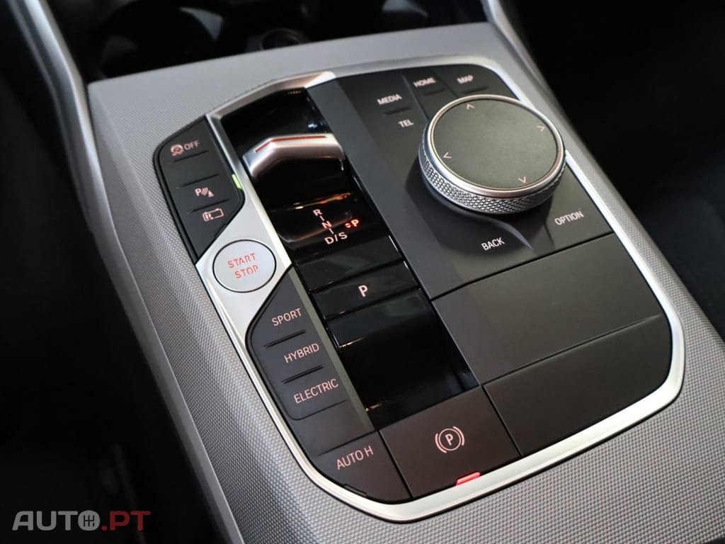 BMW 330 e Auto Corporate Edition