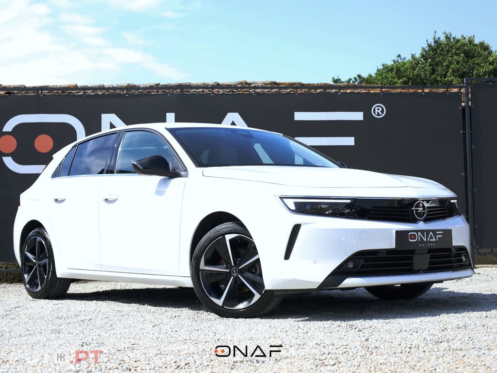 Opel Astra 1.2 T-Elegance 130Cv