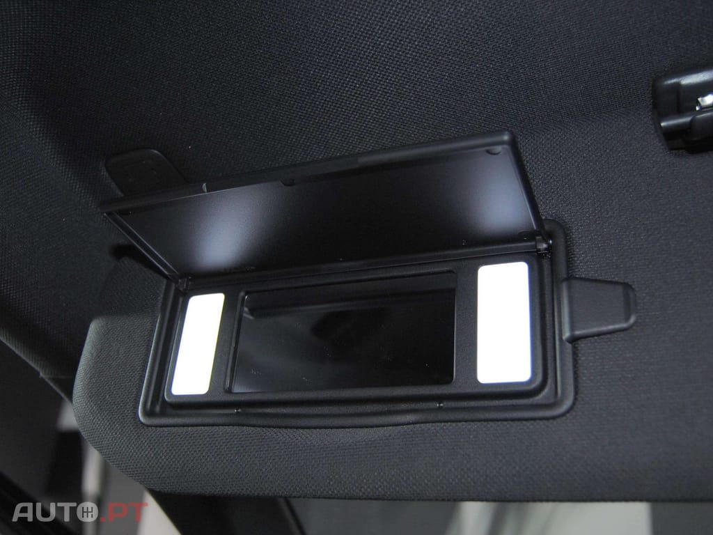 DS DS7 E-Tense Performance Line EAT8