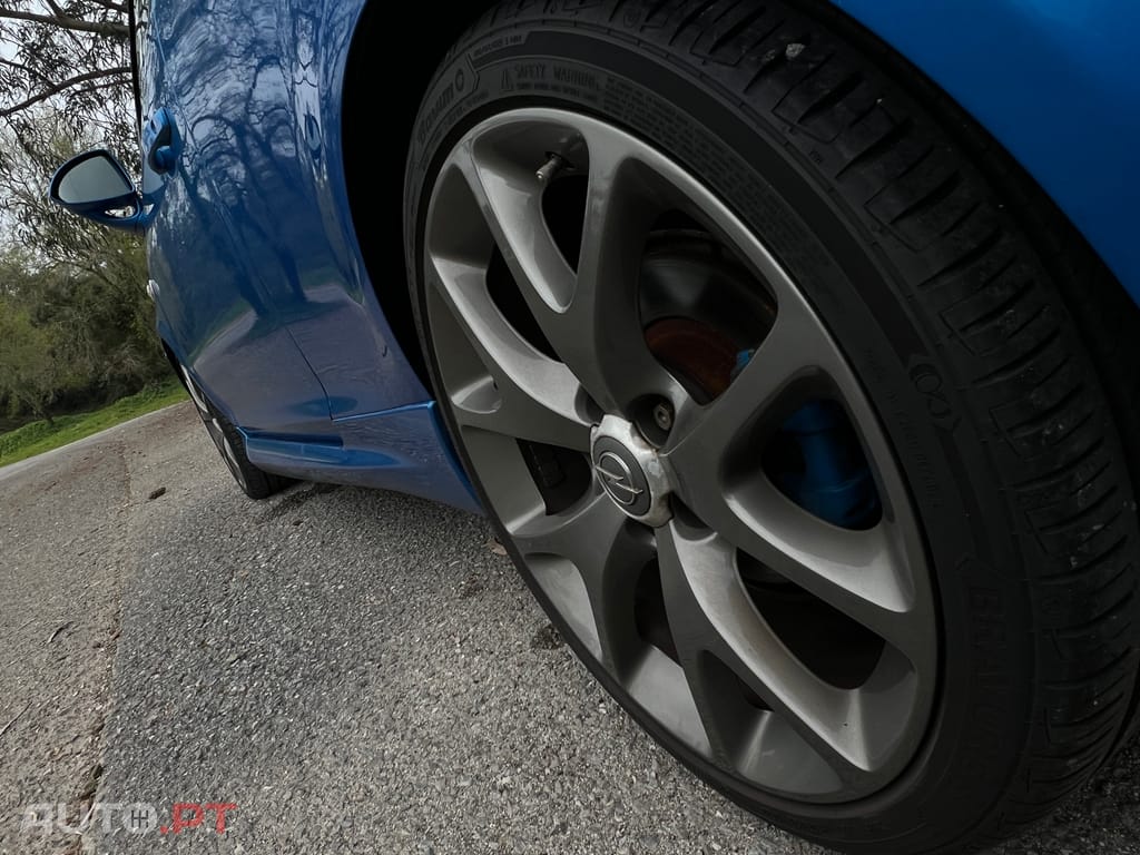 Opel Corsa OPC 192CV