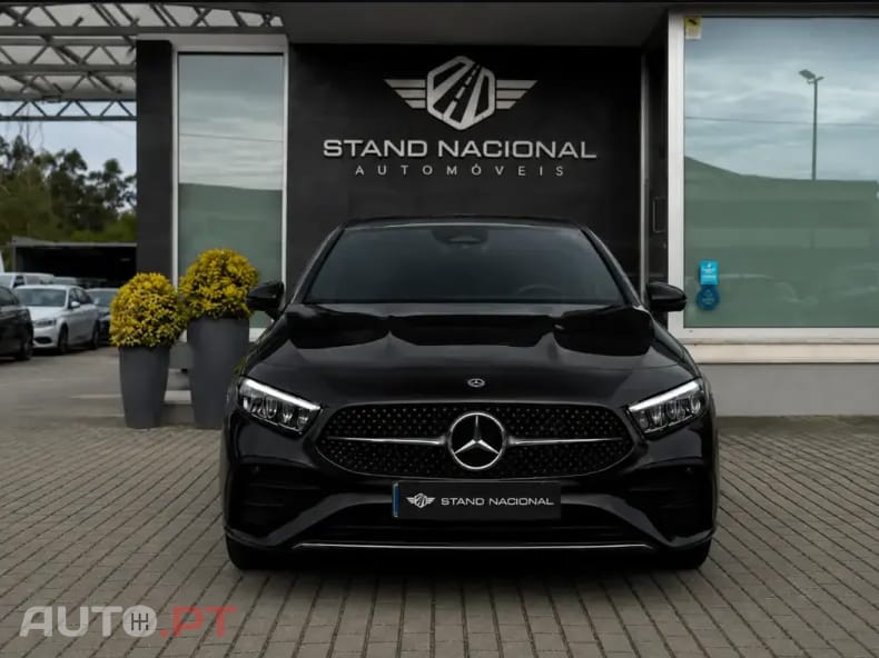 Mercedes-Benz A 250 e AMG Line