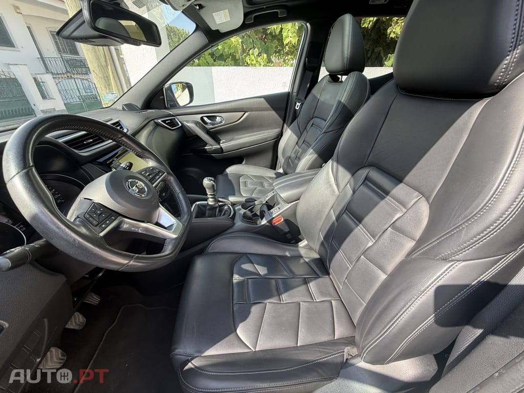 Nissan Qashqai 1.6 dCi Tekna 19 Pele