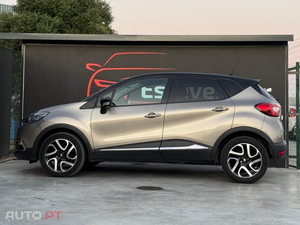 Renault Captur auto