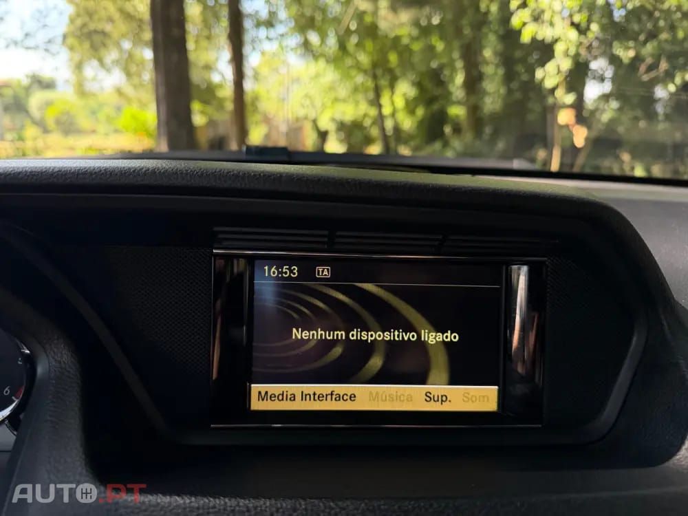 Mercedes-Benz E 220 (BlueTEC) d 9G-TRONIC