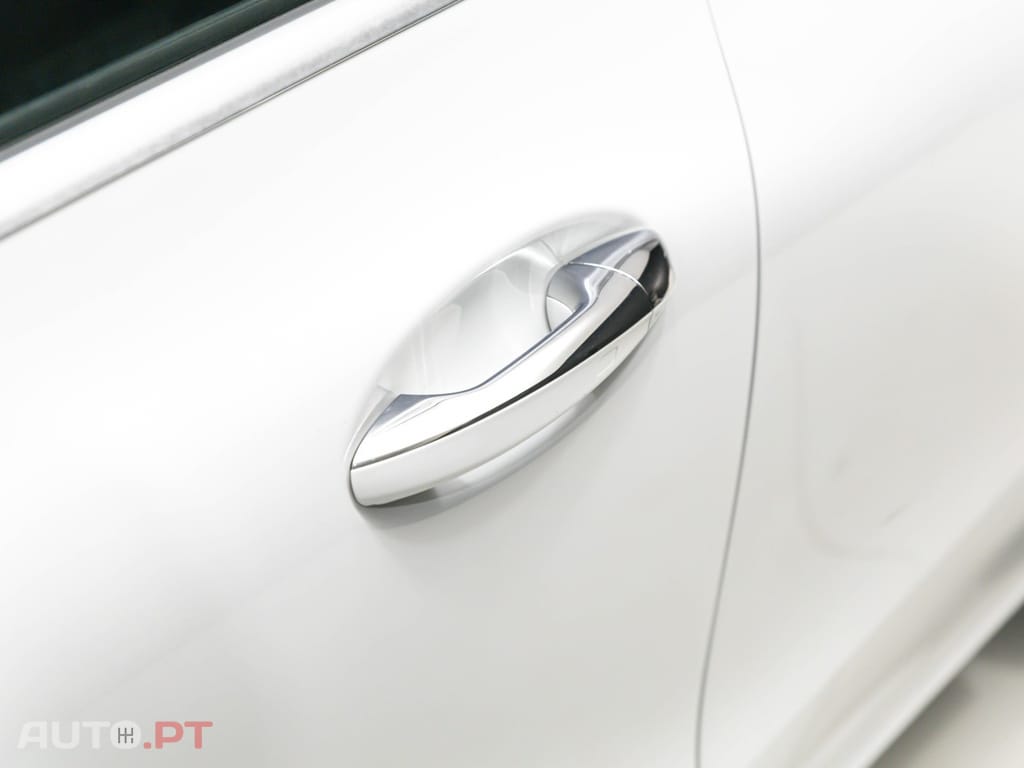 Mercedes-Benz CLA 180 d Shooting Brake 7G-DCT Progressive