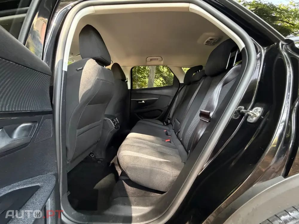 Peugeot 3008 1.2 PureTech Allure Pack EAT8