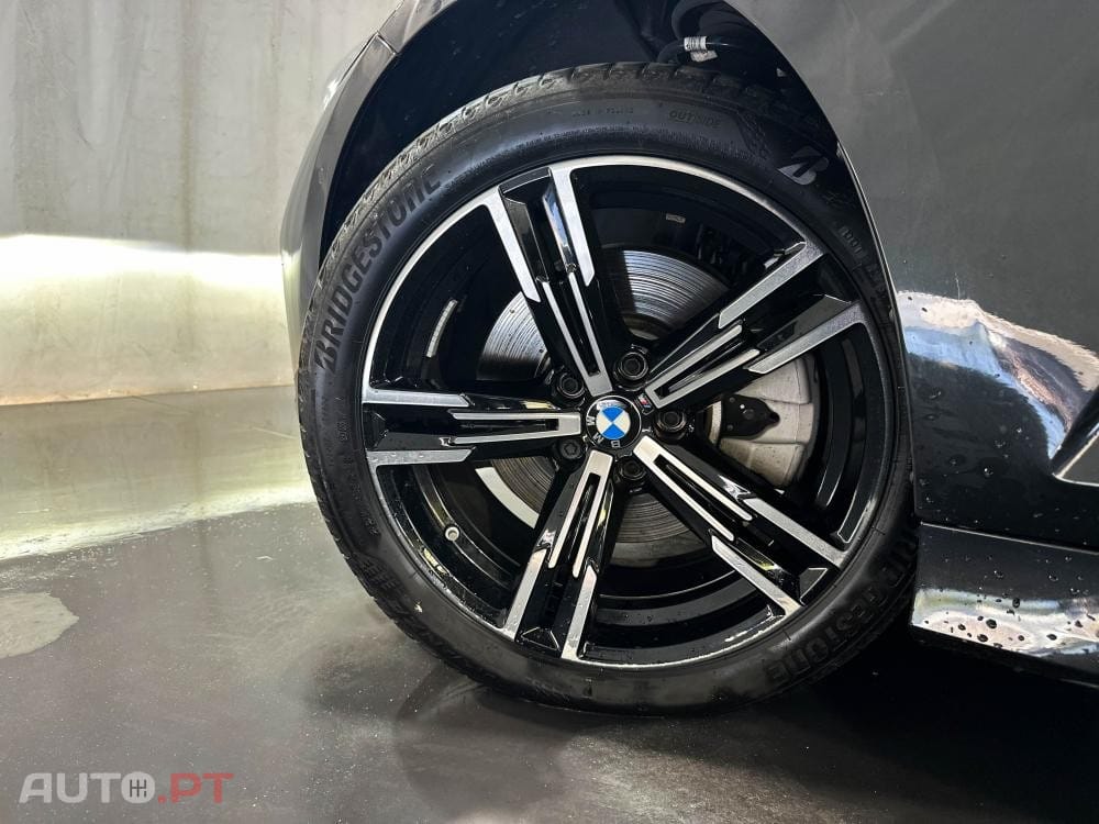 BMW 330 e Pack Desportivo M Auto