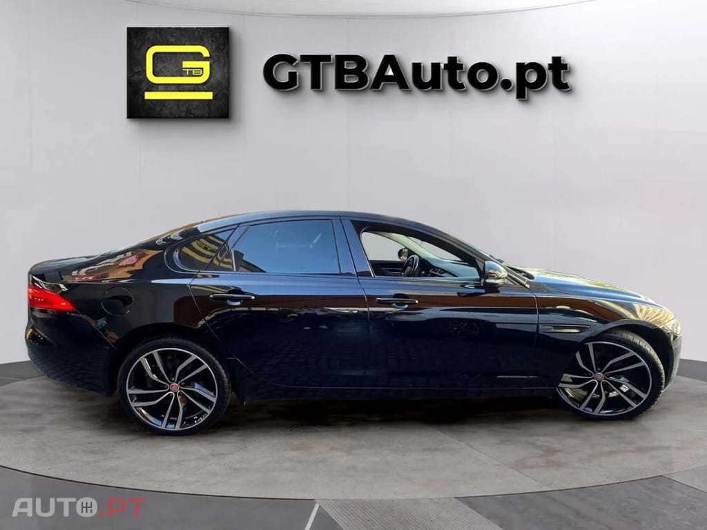 Jaguar XF 2.0d PRESTIGE