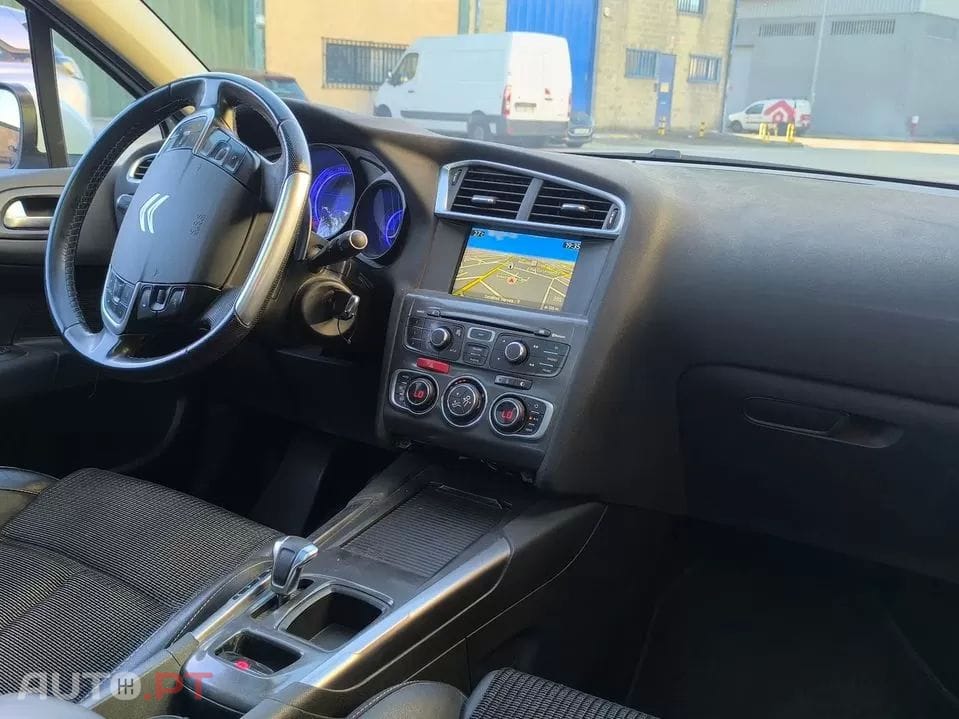 Citroen C4 1.6 e-HDi Exclusive J17 CMP6