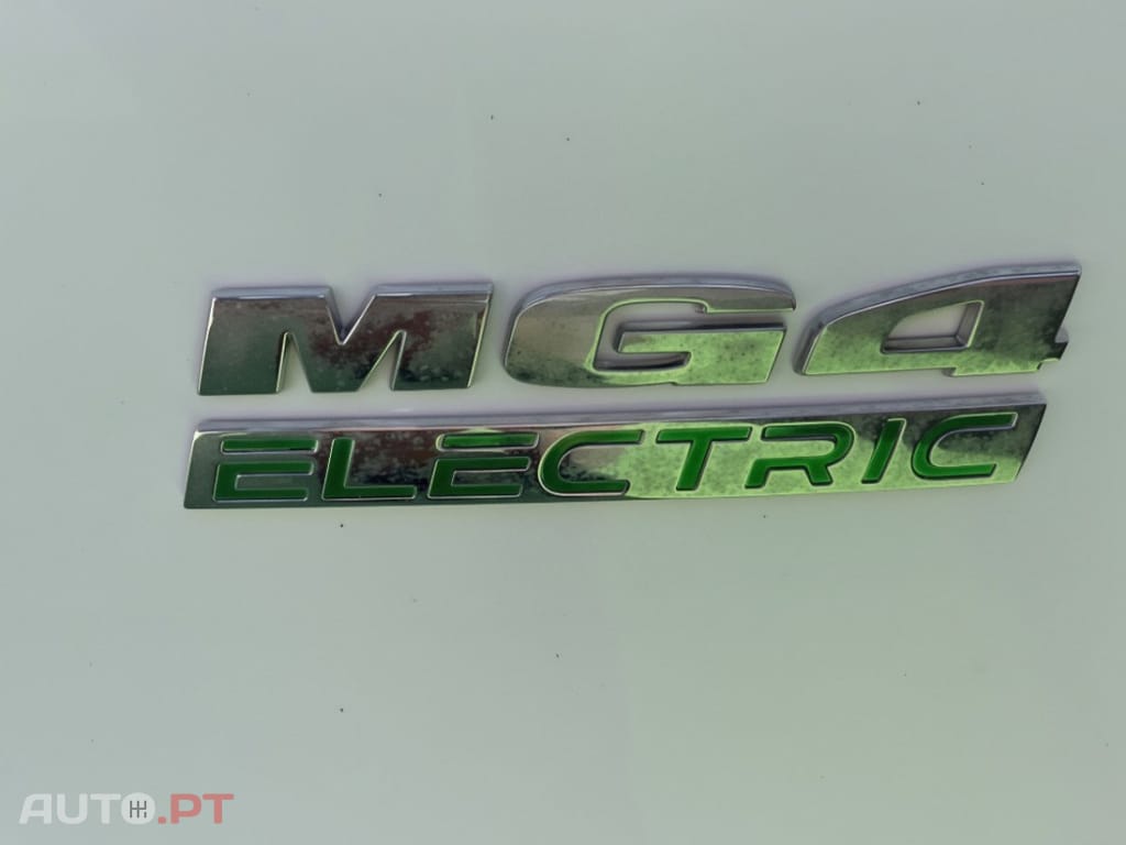 MG MG4 51 kWh Standard