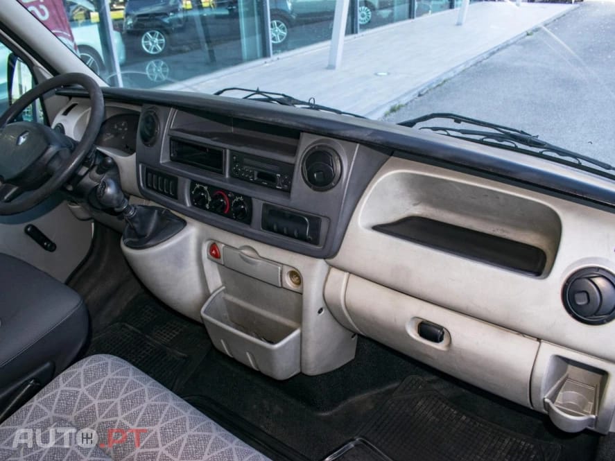 Renault Master 2.5 dCi L3H3