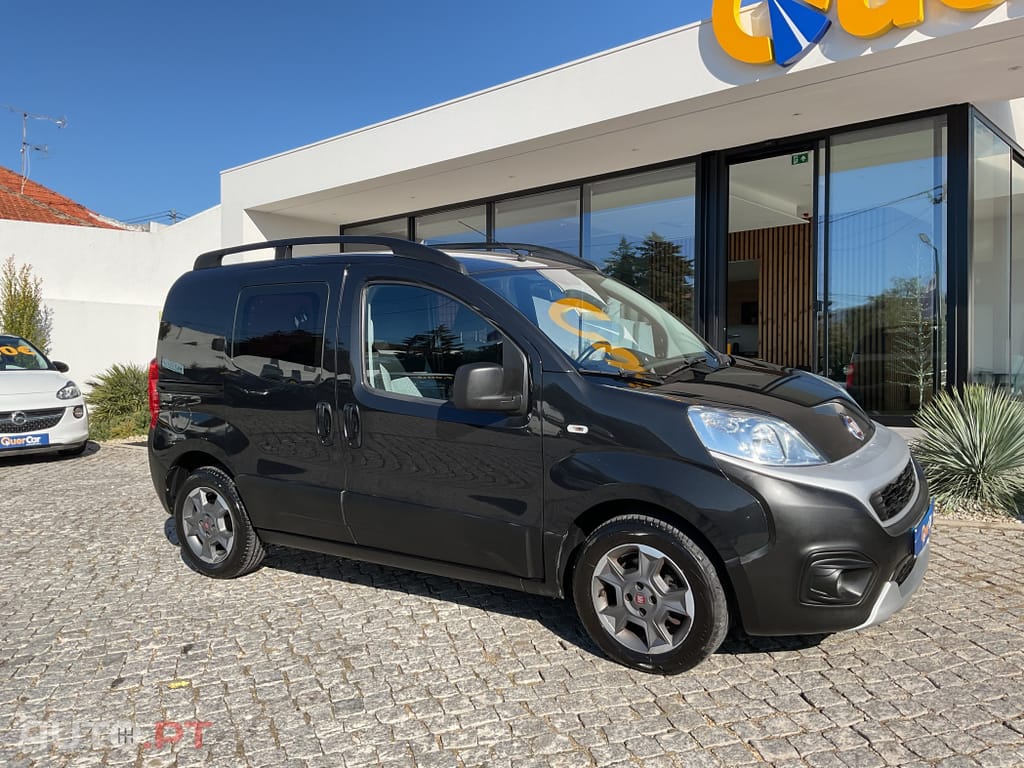 Fiat Fiorino 1.3 M-jet Adventure com 1GD