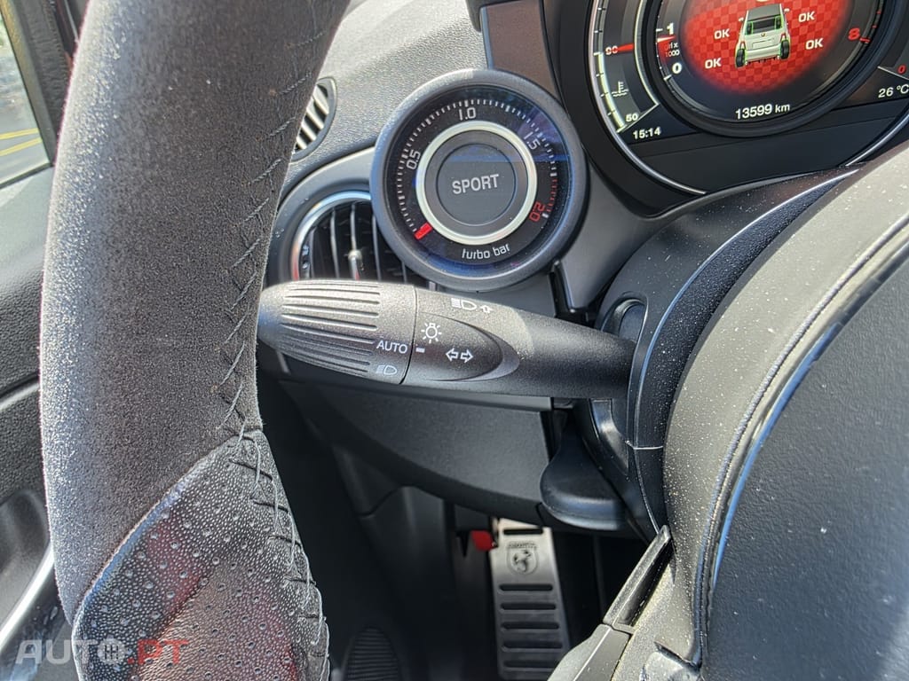 Abarth 695 1.4 T-Jet MTA