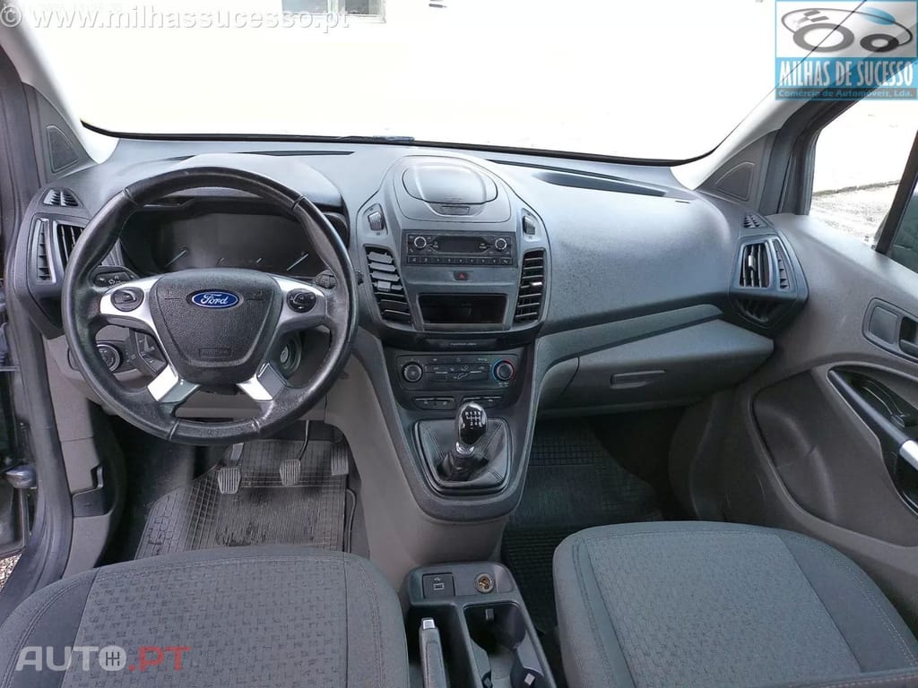Ford Tourneo Grand 1.5 TDCi Active