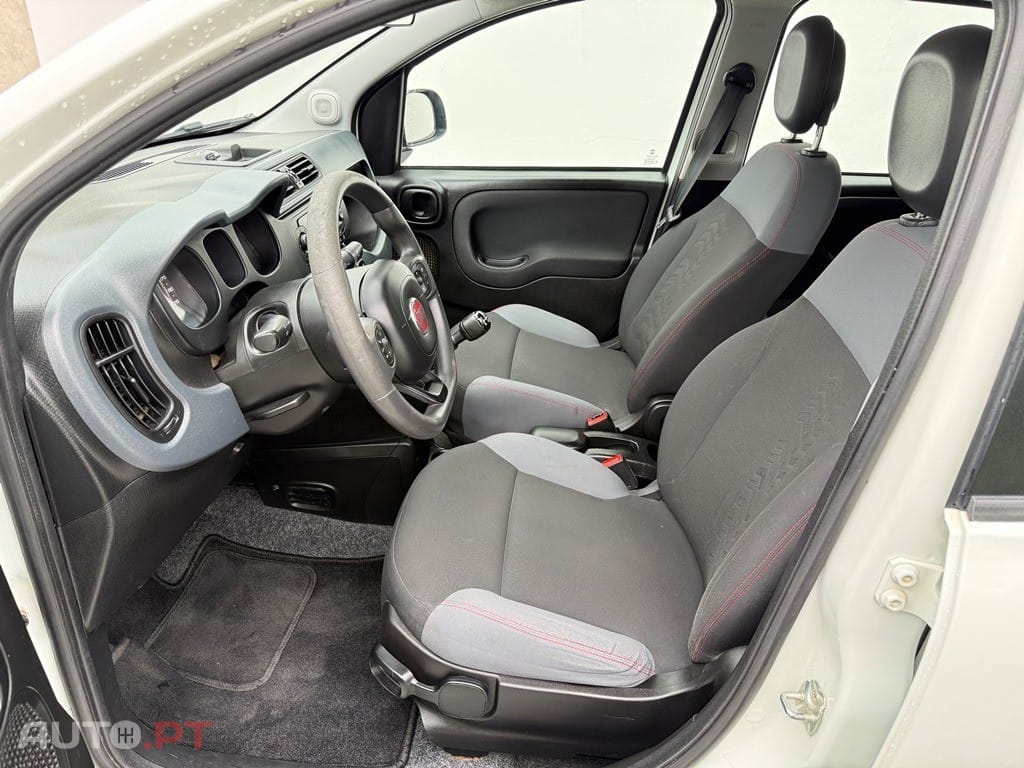 Fiat Panda 1.3 16V Multijet 4x4 S&S — fotografia 8