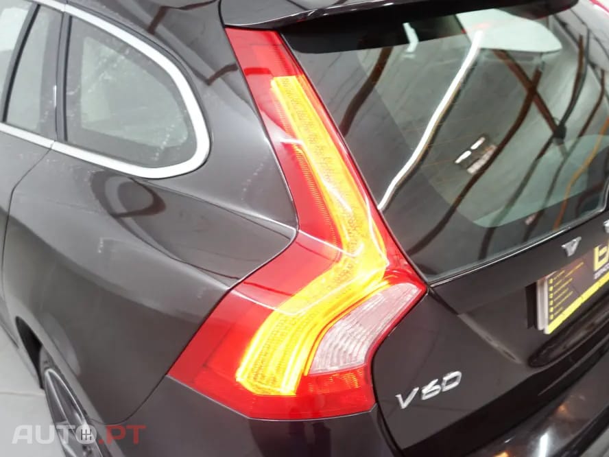Volvo V60 1.6 D2 Momentum Eco