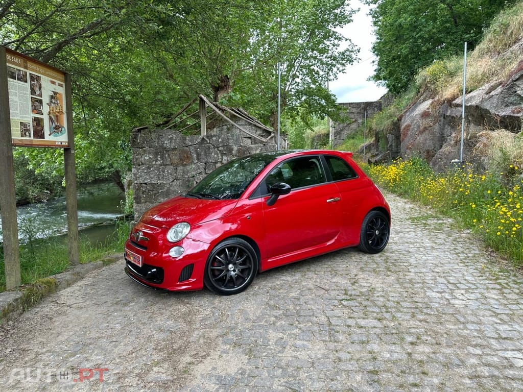 Abarth 500 1.4 T-Jet Competizione