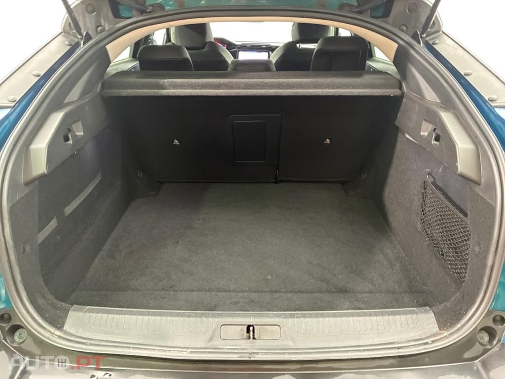 Peugeot 408 1.2 PureTech Allure Pack EAT8