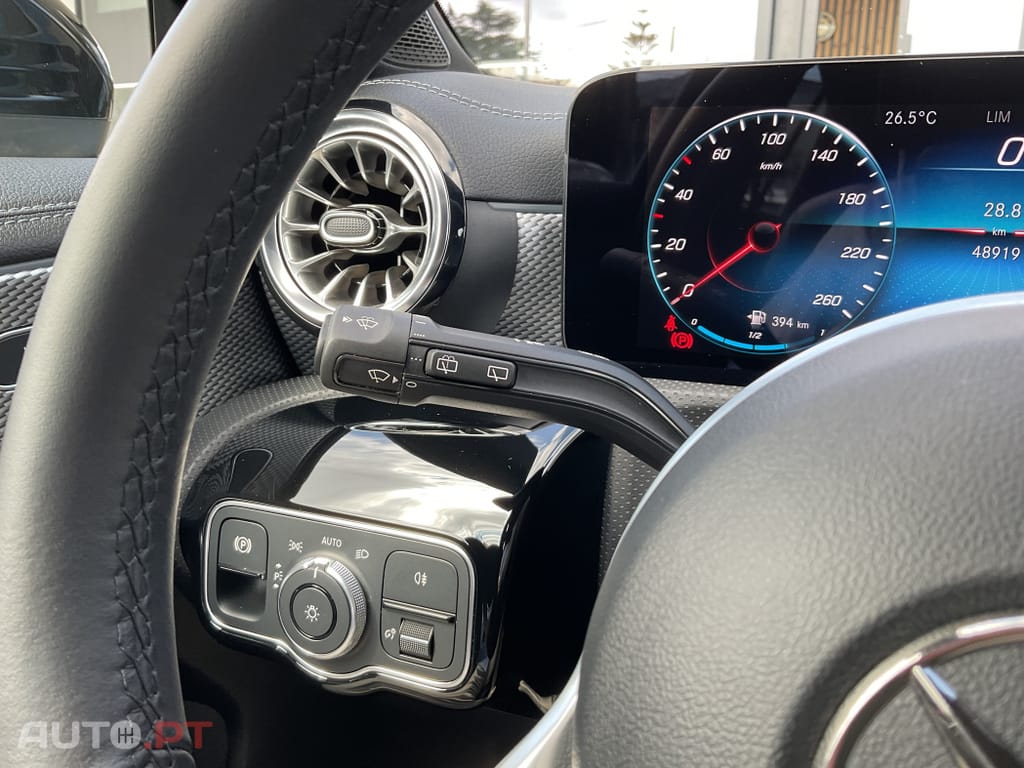 Mercedes-Benz CLA 180 d Shooting Brake Business Solutions.Grande Frota Aut.