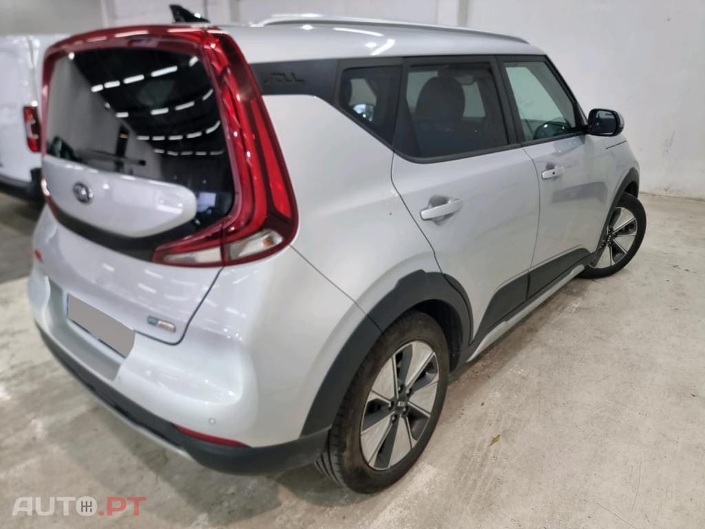 Kia Soul 64kWh