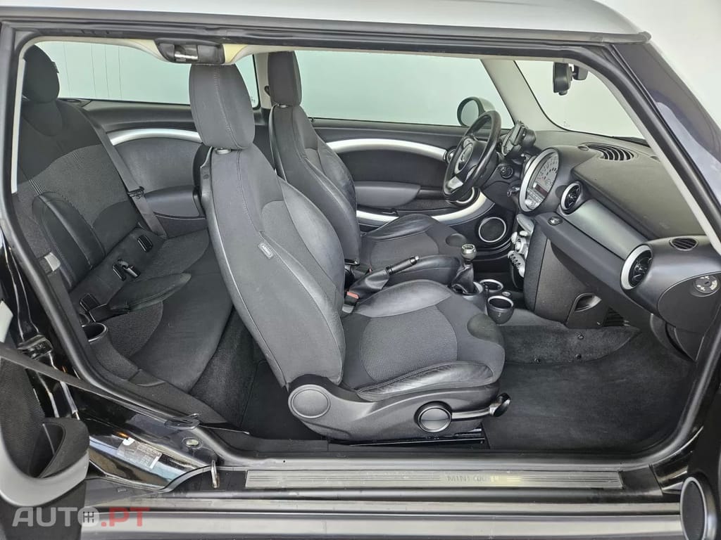 MINI Clubman Cooper D
