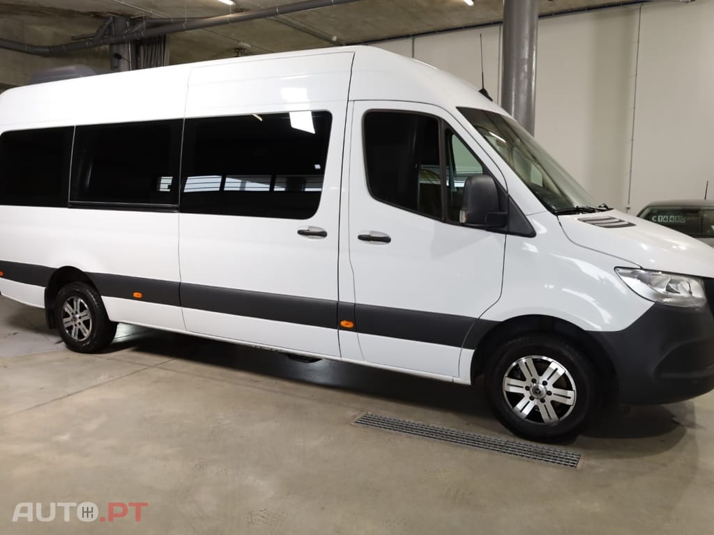 Mercedes-Benz Sprinter 315 CDI/43 Luxo (2+2+2+3)