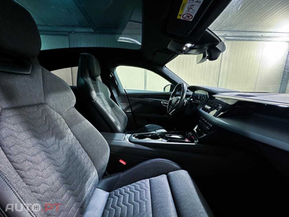 Audi E-Tron GT quattro