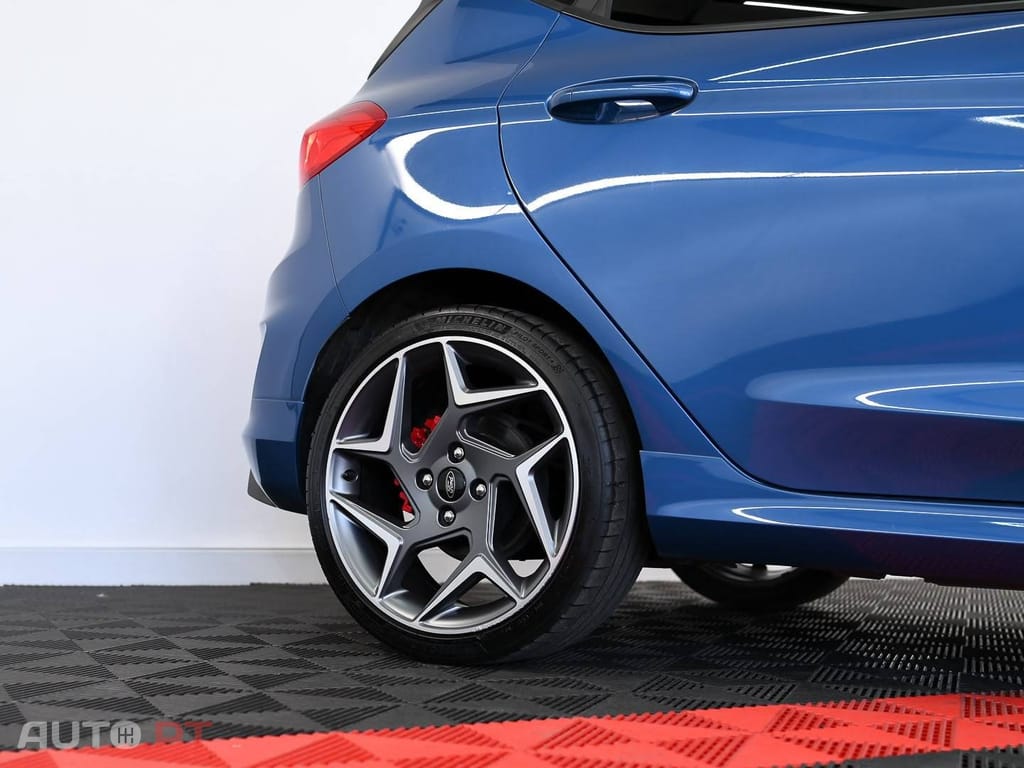 Ford Fiesta 1.5 EcoBoost S&S ST X