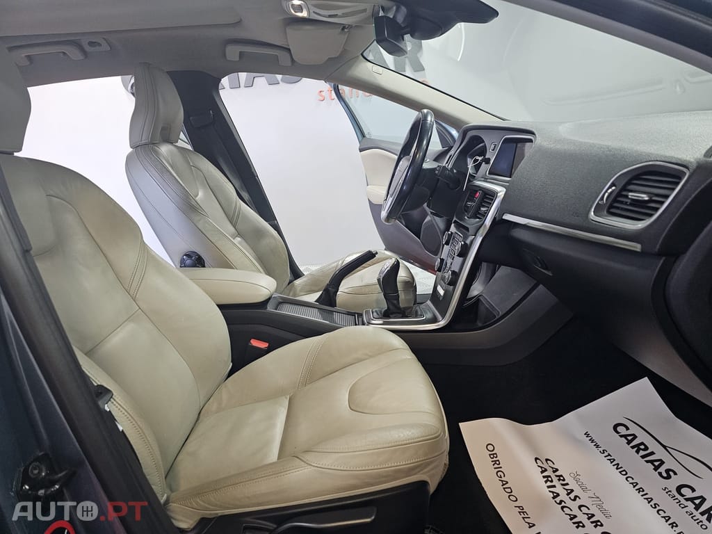 Volvo V40 1.6 D2 Momentum