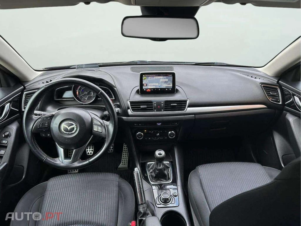Mazda 3 1.5 Sky-D Excellence Navi